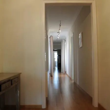 Portuguese Living Saldanha Executive Apartment *