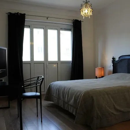 Portuguese Living Saldanha Executive Lisbon